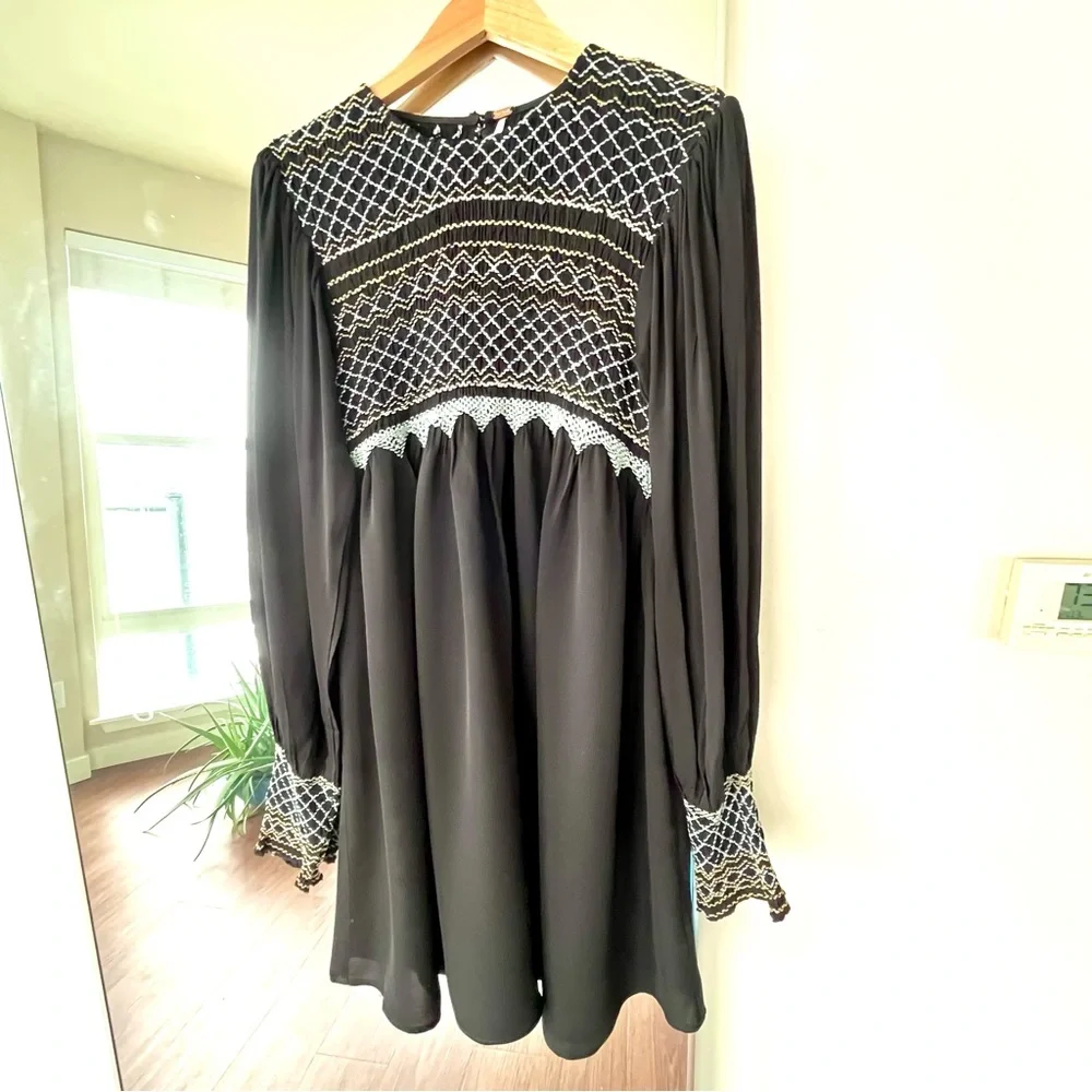 FREE PEOPLE Black Smocked & Embroidered Bohemian Mini Dress. NWOT, Size M - Picture 5 of 10